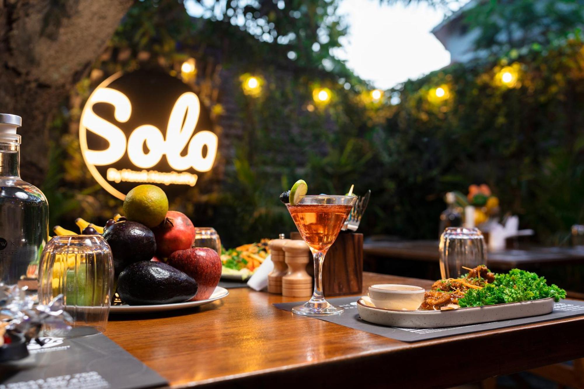 Solo Inn By Hawk Hospitality Kochi Exterior photo